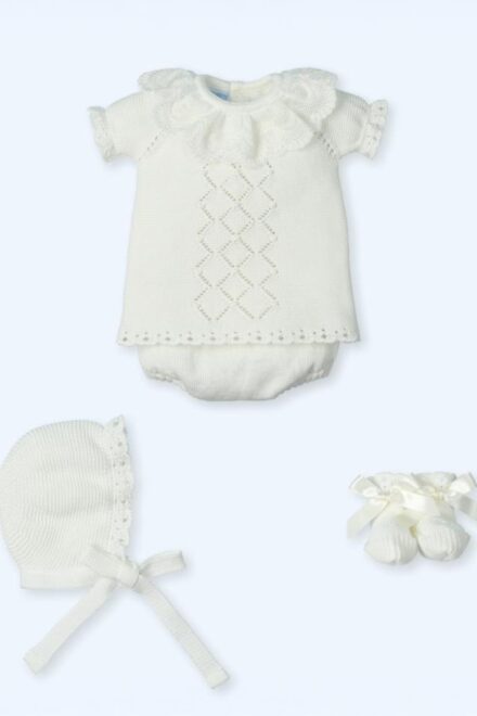 Conjunto braguita y patucos