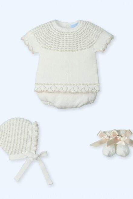 Conjunto braguita y patucos