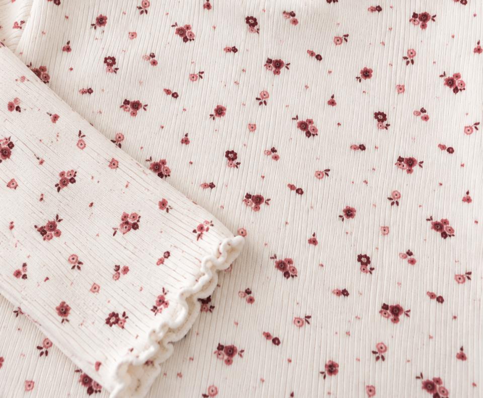 Camiseta-flores-2.jpg Camiseta flores