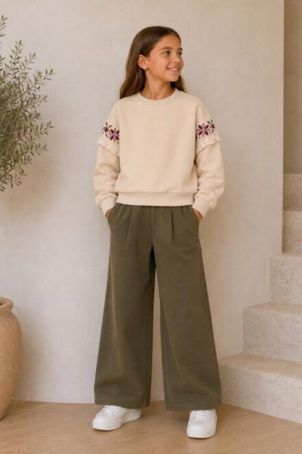 Conjunto flores bordadas